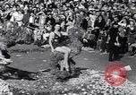 Image Float Parade Pasadena California USA, 1947, de la seconde 28 séquences d'archives historiques vidéo 65675040925