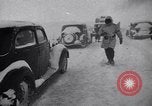 Immagine di Operazioni di salvataggio Stevens Pass Washington USA, 1947, secondo 1 filmato di repertorio 65675040926