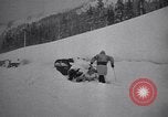 Immagine di Operazioni di salvataggio Stevens Pass Washington USA, 1947, secondo 16 filmato di repertorio 65675040926