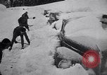 Immagine di Operazioni di salvataggio Stevens Pass Washington USA, 1947, secondo 22 filmato di repertorio 65675040926