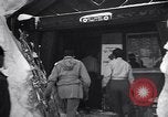 Immagine di Operazioni di salvataggio Stevens Pass Washington USA, 1947, secondo 29 filmato di repertorio 65675040926