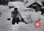 Immagine di Operazioni di salvataggio Stevens Pass Washington USA, 1947, secondo 37 filmato di repertorio 65675040926