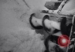Immagine di Operazioni di salvataggio Stevens Pass Washington USA, 1947, secondo 46 filmato di repertorio 65675040926