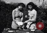 Immagine di Pollo corteo di bellezza Petaluma California USA, 1947, secondo 20 filmato di repertorio 65675040927