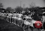 Immagine di Pollo corteo di bellezza Petaluma California USA, 1947, secondo 40 filmato di repertorio 65675040927