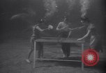 Standbild riesiges Aquarium Marineland Florida USA, 1947, aus Sekunde 4 historischem Filmmaterial Videoclip 65675040928