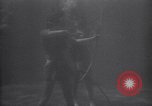Standbild riesiges Aquarium Marineland Florida USA, 1947, aus Sekunde 23 historischem Filmmaterial Videoclip 65675040928