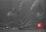 Standbild riesiges Aquarium Marineland Florida USA, 1947, aus Sekunde 57 historischem Filmmaterial Videoclip 65675040928