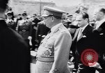 Image Josip Broz Tito Paris France, 1956, de la seconde 60 séquences d'archives historiques vidéo 65675040931