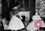 Immagine di Sfilata di moda New York United States USA, 1956, secondo 45 filmato di repertorio 65675040936