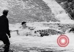 Image Kayak skippers Allemagne, 1956, de la seconde 35 séquences d'archives historiques vidéo 65675040938
