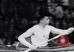Image Kayak skippers Allemagne, 1956, de la seconde 41 séquences d'archives historiques vidéo 65675040938