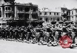 Immagine di Display di armi Suez Egitto, 1956, secondo 14 filmato di repertorio 65675040940
