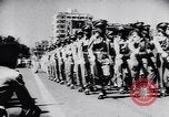 Immagine di Display di armi Suez Egitto, 1956, secondo 15 filmato di repertorio 65675040940