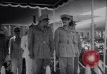 Immagine di Display di armi Suez Egitto, 1956, secondo 21 filmato di repertorio 65675040940