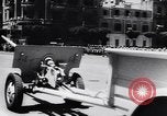 Immagine di Display di armi Suez Egitto, 1956, secondo 41 filmato di repertorio 65675040940