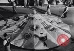 Immagine di Parata di flottazione Miami Florida USA, 1956, secondo 38 filmato di repertorio 65675040949