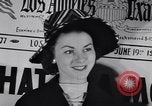 Immagine di Sfilata di moda New York United States USA, 1956, secondo 23 filmato di repertorio 65675040950