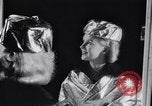 Immagine di Sfilata di moda New York United States USA, 1956, secondo 39 filmato di repertorio 65675040950