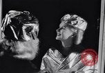 Immagine di Sfilata di moda New York United States USA, 1956, secondo 40 filmato di repertorio 65675040950