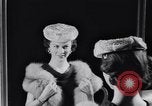 Immagine di Sfilata di moda New York United States USA, 1956, secondo 50 filmato di repertorio 65675040950