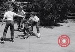 Standbild Schimpansen Encino California USA, 1956, aus Sekunde 29 historischem Filmmaterial Videoclip 65675040951