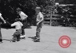 Standbild Schimpansen Encino California USA, 1956, aus Sekunde 33 historischem Filmmaterial Videoclip 65675040951