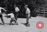 Standbild Schimpansen Encino California USA, 1956, aus Sekunde 34 historischem Filmmaterial Videoclip 65675040951