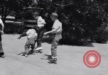 Standbild Schimpansen Encino California USA, 1956, aus Sekunde 35 historischem Filmmaterial Videoclip 65675040951