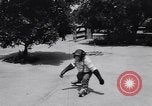 Standbild Schimpansen Encino California USA, 1956, aus Sekunde 47 historischem Filmmaterial Videoclip 65675040951