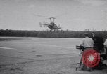 Standbild Hubschrauber Fort Belvoir Virginia USA, 1956, aus Sekunde 28 historischem Filmmaterial Videoclip 65675040953