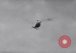 Standbild Hubschrauber Fort Belvoir Virginia USA, 1956, aus Sekunde 51 historischem Filmmaterial Videoclip 65675040953