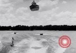 Standbild leichte Hülle Cypress Gardens Florida USA, 1956, aus Sekunde 44 historischem Filmmaterial Videoclip 65675040955