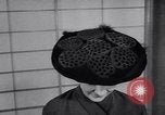 Immagine di Sfilata di moda New York United States USA, 1956, secondo 28 filmato di repertorio 65675040956