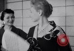 Immagine di Sfilata di moda New York United States USA, 1956, secondo 48 filmato di repertorio 65675040956