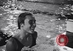 Standbild Schwimmen Meisterschaft Tyler Texas USA, 1956, aus Sekunde 33 historischem Filmmaterial Videoclip 65675040957