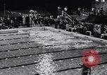 Standbild Schwimmen Meisterschaft Tyler Texas USA, 1956, aus Sekunde 40 historischem Filmmaterial Videoclip 65675040957