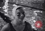 Standbild Schwimmen Meisterschaft Tyler Texas USA, 1956, aus Sekunde 59 historischem Filmmaterial Videoclip 65675040957