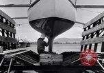 Standbild motor Torpedoboote Pearl Harbor Hawaii USA, 1942, aus Sekunde 43 historischem Filmmaterial Videoclip 65675040960