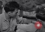 Standbild kranken Patienten Green Island South Pacific, 1944, aus Sekunde 25 historischem Filmmaterial Videoclip 65675040961