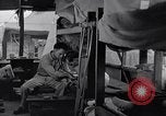 Standbild kranken Patienten Green Island South Pacific, 1944, aus Sekunde 39 historischem Filmmaterial Videoclip 65675040961