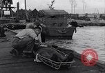 Standbild verwundete Soldaten Green Island South Pacific, 1944, aus Sekunde 24 historischem Filmmaterial Videoclip 65675040963