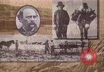 Standbild Borax Transport von 20 Maultier Teams Death Valley California USA, 1894, aus Sekunde 25 historischem Filmmaterial Videoclip 65675040984