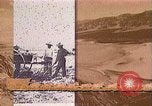 Standbild Borax Transport von 20 Maultier Teams Death Valley California USA, 1894, aus Sekunde 55 historischem Filmmaterial Videoclip 65675040984