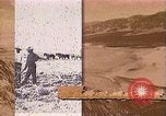 Standbild Borax Transport von 20 Maultier Teams Death Valley California USA, 1894, aus Sekunde 58 historischem Filmmaterial Videoclip 65675040984