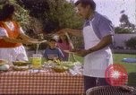 Standbild Streitkräfte unterstützen Werbung United States USA, 1994, aus Sekunde 10 historischem Filmmaterial Videoclip 65675040989