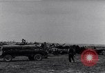 Standbild RAF-Kampfflugzeuge greifen deutsche Bomberflugzeuge an England, Vereinigtes Königreich, 1940, aus Sekunde 7 historischem Filmmaterial Videoclip 65675041004