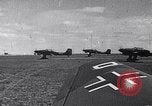 Standbild Luftwaffe Aircraft Operations Ostfront, 1941, aus Sekunde 44 historischem Filmmaterial Videoclip 65675041021