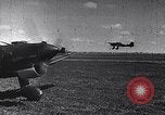 Standbild Luftwaffe Aircraft Operations Ostfront, 1941, aus Sekunde 46 historischem Filmmaterial Videoclip 65675041021