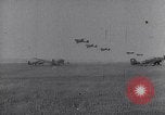 Standbild Luftwaffe Aircraft Operations Ostfront, 1941, aus Sekunde 50 historischem Filmmaterial Videoclip 65675041021